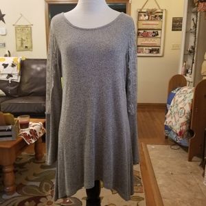 Premise Women's Sharktooth Tunic